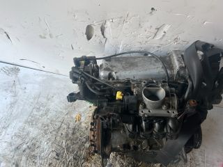 bontott FIAT PUNTO II Motor (Fűzött blokk hengerfejjel)