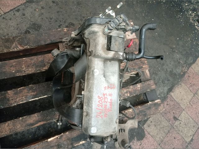 bontott FIAT PUNTO II Motor (Fűzött blokk hengerfejjel)