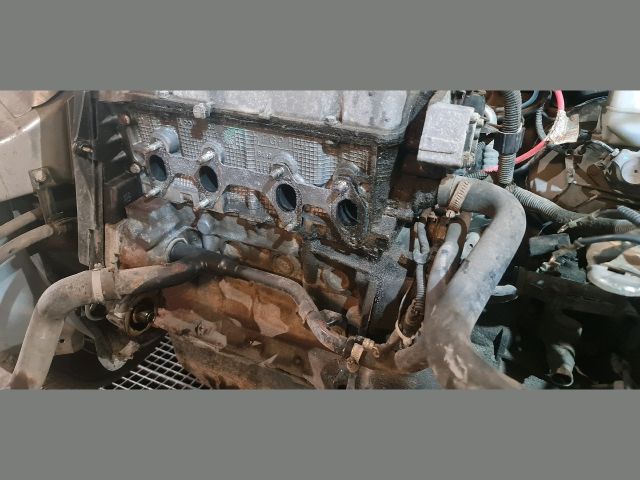 bontott FIAT PUNTO II Motor (Fűzött blokk hengerfejjel)