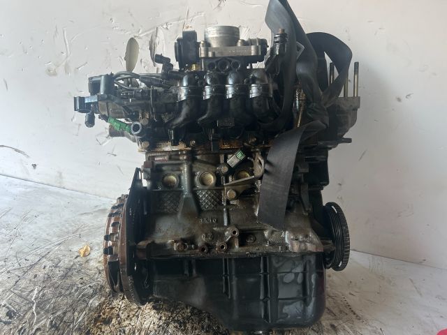 bontott FIAT PUNTO II Motor (Fűzött blokk hengerfejjel)