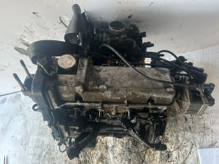 bontott FIAT PUNTO II Motor (Fűzött blokk hengerfejjel)