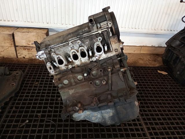 bontott FIAT PUNTO II Motor (Fűzött blokk hengerfejjel)