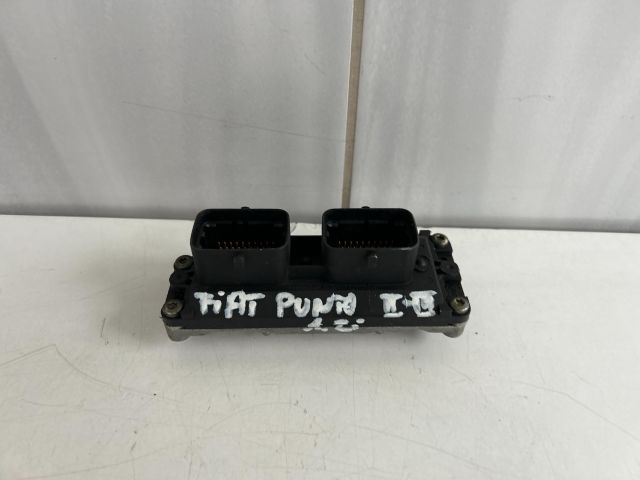 bontott FIAT PUNTO II Motorvezérlő