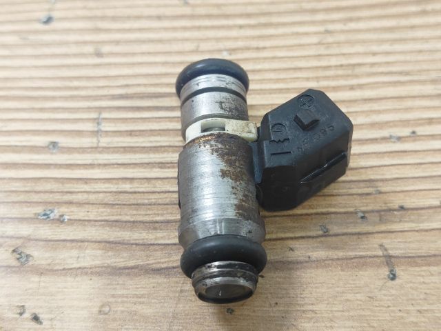 bontott FIAT PUNTO II Porlasztó (1 db)