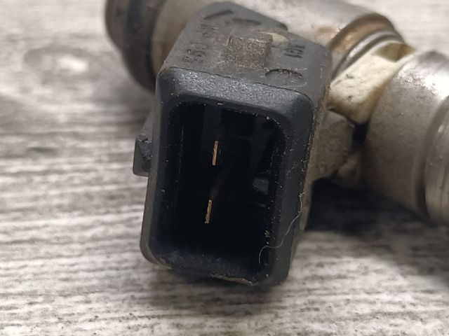 bontott FIAT PUNTO II Porlasztó (1 db)