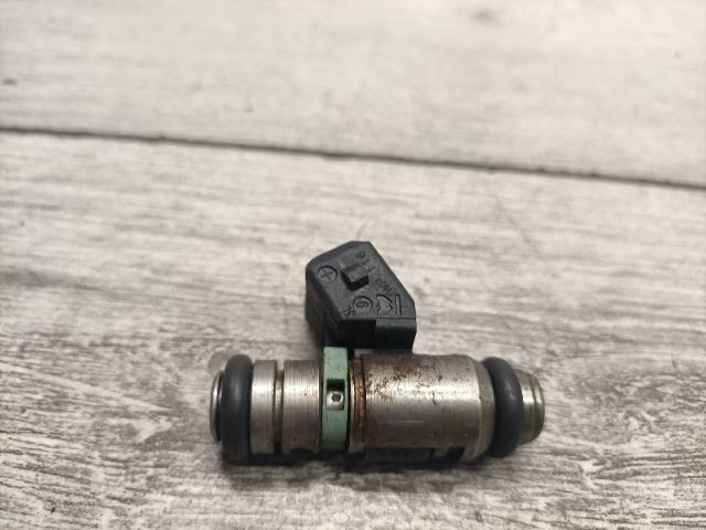 bontott FIAT PUNTO II Porlasztó (1 db)