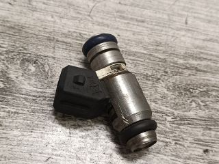 bontott FIAT PUNTO II Porlasztó (1 db)