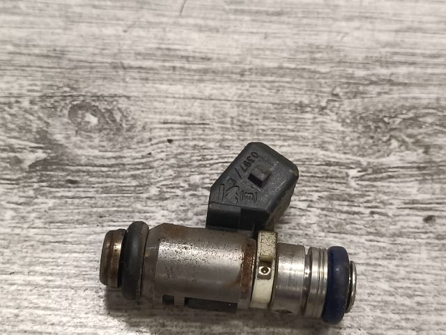 bontott FIAT PUNTO II Porlasztó (1 db)