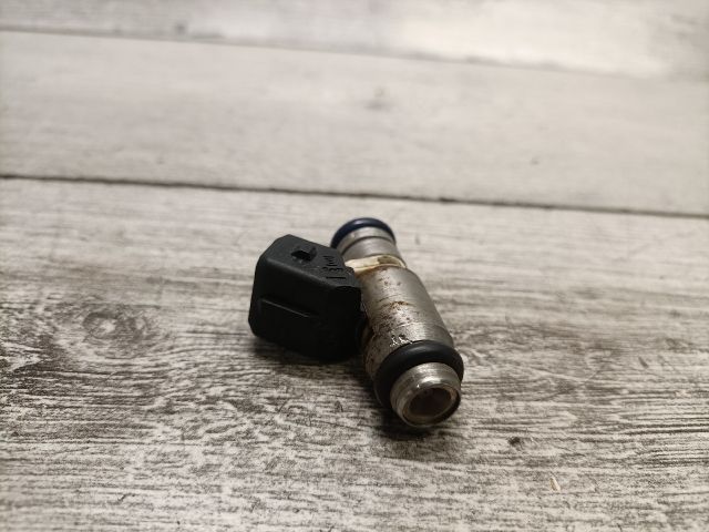 bontott FIAT PUNTO II Porlasztó (1 db)