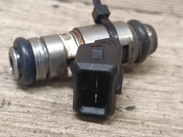 bontott FIAT PUNTO II Porlasztó (1 db)