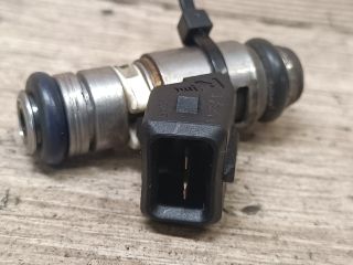 bontott FIAT PUNTO II Porlasztó (1 db)