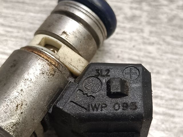 bontott FIAT PUNTO II Porlasztó (1 db)