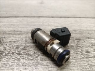 bontott FIAT PUNTO II Porlasztó (1 db)