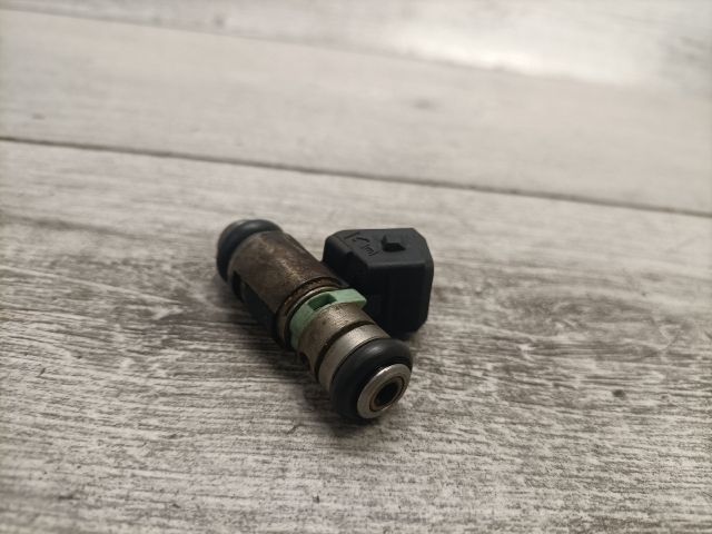 bontott FIAT PUNTO II Porlasztó (1 db)