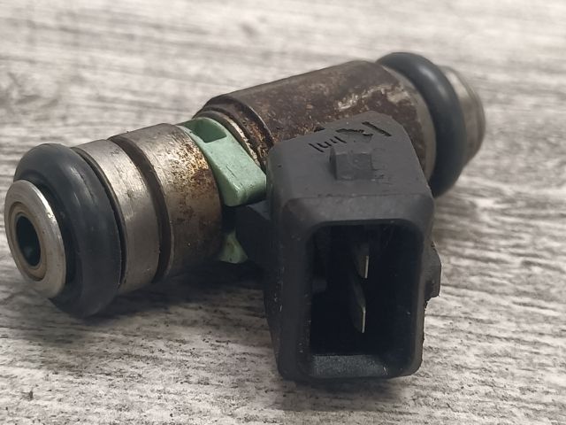 bontott FIAT PUNTO II Porlasztó (1 db)