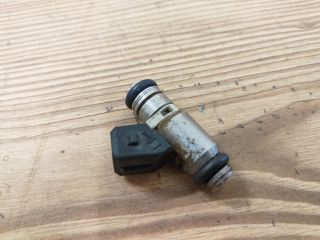 bontott FIAT PUNTO II Porlasztó (1 db)