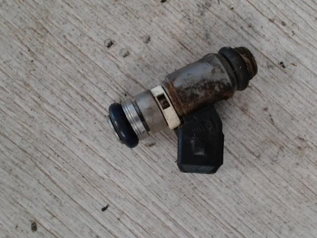 bontott FIAT PUNTO II Porlasztó (1 db)