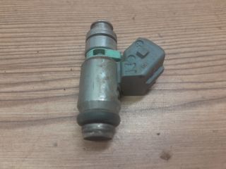 bontott FIAT PUNTO II Porlasztó (1 db)