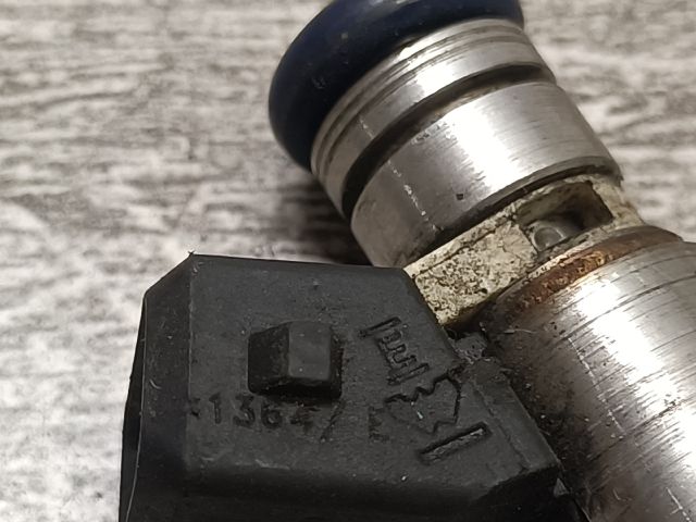 bontott FIAT PUNTO II Porlasztó (1 db)