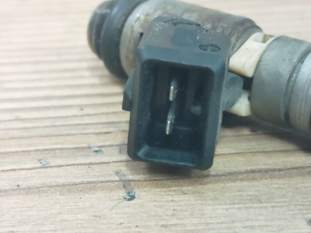 bontott FIAT PUNTO II Porlasztó (1 db)