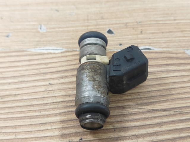 bontott FIAT PUNTO II Porlasztó (1 db)