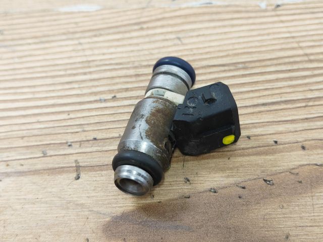 bontott FIAT PUNTO II Porlasztó (1 db)