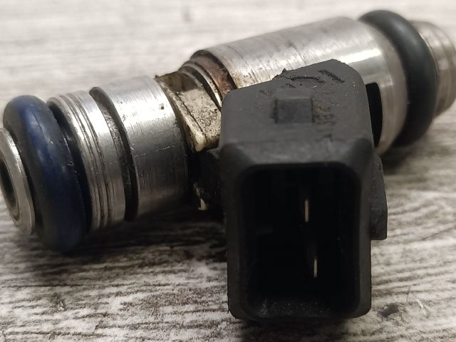 bontott FIAT PUNTO II Porlasztó (1 db)