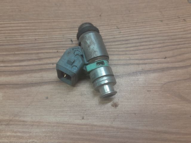 bontott FIAT PUNTO II Porlasztó (1 db)