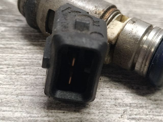 bontott FIAT PUNTO II Porlasztó (1 db)