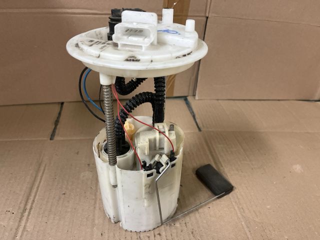 bontott FIAT PUNTO II Üzemanyag Szivattyú
