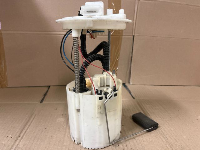 bontott FIAT PUNTO II Üzemanyag Szivattyú