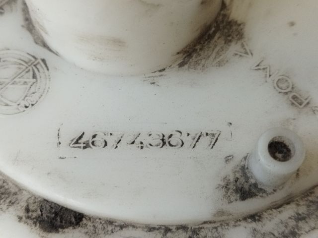 bontott FIAT PUNTO II Üzemanyag Szivattyú