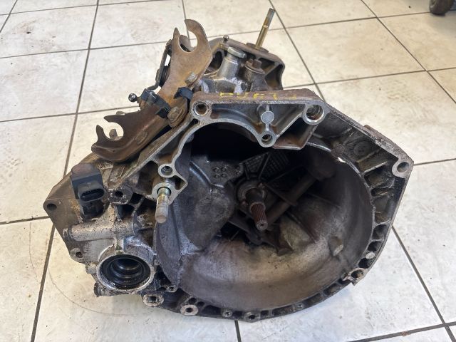 bontott FIAT PUNTO II Váltó (Mechanikus)