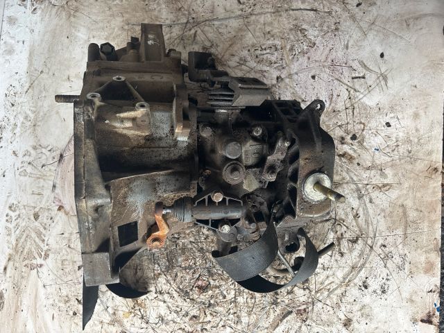 bontott FIAT PUNTO II Váltó (Mechanikus)