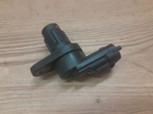 bontott FIAT PUNTO II Vezérműtengely Fordulatszám Jeladó