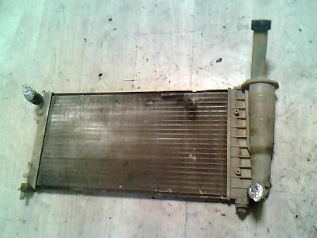 bontott FIAT PUNTO II Vízhűtő Radiátor (Nem klímás)