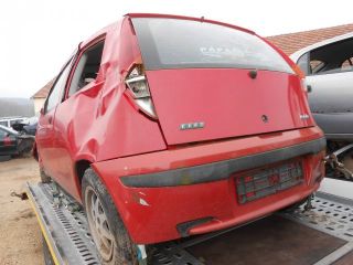 bontott FIAT PUNTO II Bal első Féknyereg Munkahengerrel