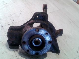 bontott FIAT PUNTO II Jobb első Csonkállvány Kerékaggyal