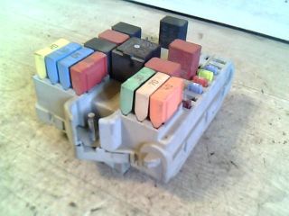 bontott FIAT PUNTO II Biztosítéktábla Motortér