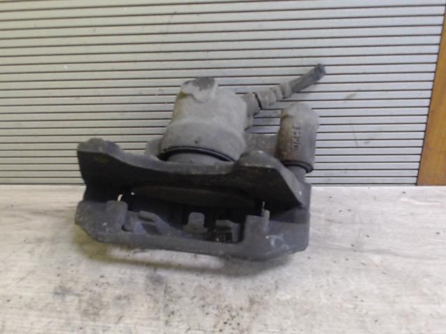 bontott FIAT PUNTO II Jobb első Féknyereg Munkahengerrel