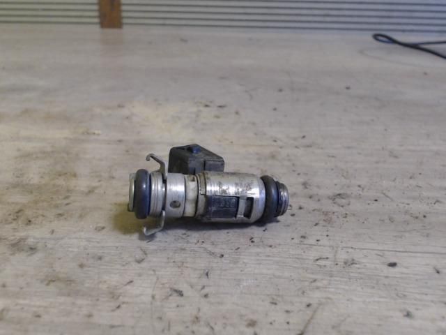 bontott FIAT PUNTO II Porlasztó (1 db)