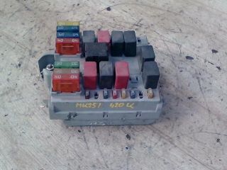 bontott FIAT PUNTO II Biztosítéktábla Motortér