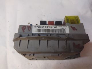 bontott FIAT PUNTO II Biztosítéktábla Motortér