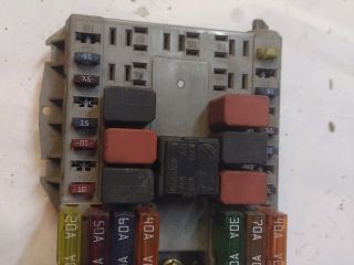 bontott FIAT PUNTO II Biztosítéktábla Motortér