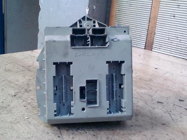 bontott FIAT PUNTO II Biztosítéktábla Motortér