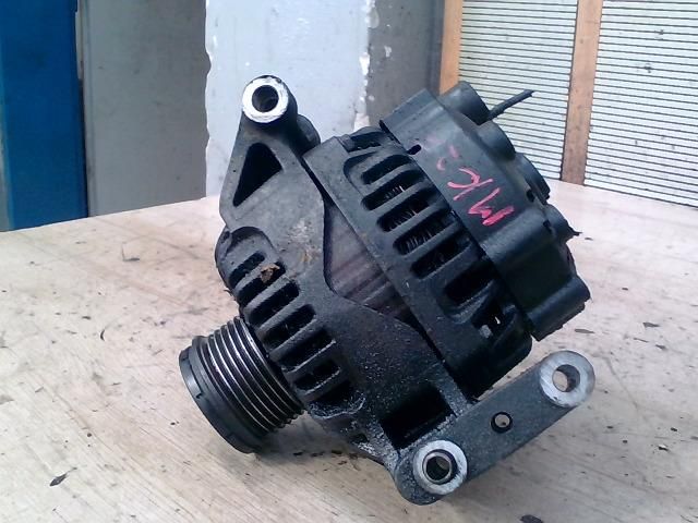 bontott FIAT PUNTO II Generátor