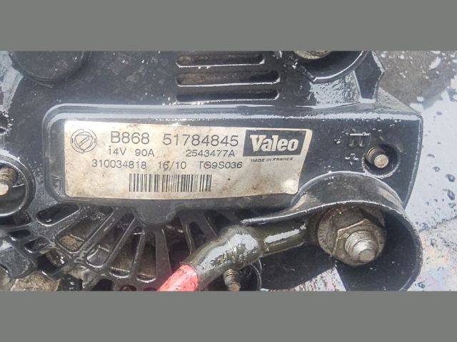 bontott FIAT PUNTO II Generátor