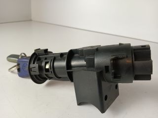 bontott FIAT PUNTO II Gyújtáskapcsoló Házzal