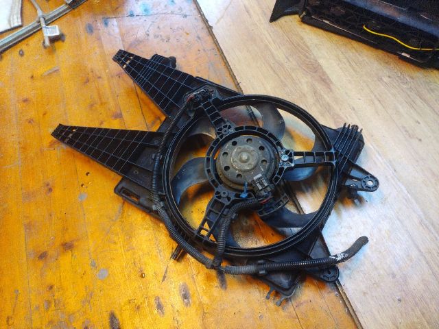 bontott FIAT PUNTO II Hűtőventilátor