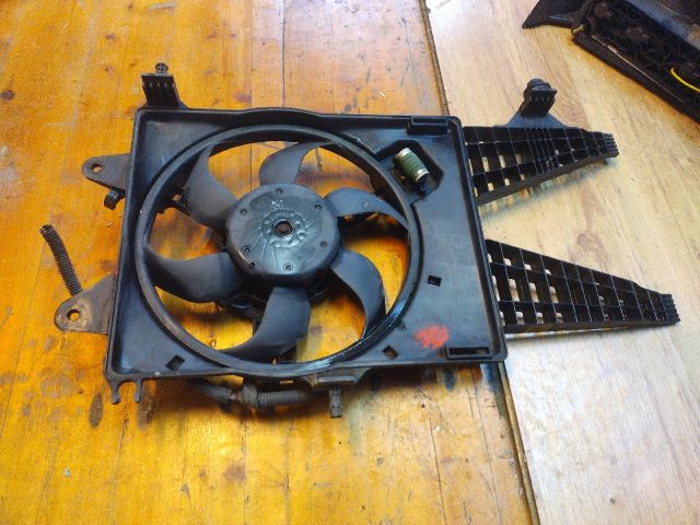 bontott FIAT PUNTO II Hűtőventilátor